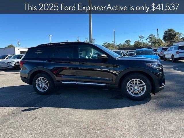 new 2025 Ford Explorer car, priced at $41,537