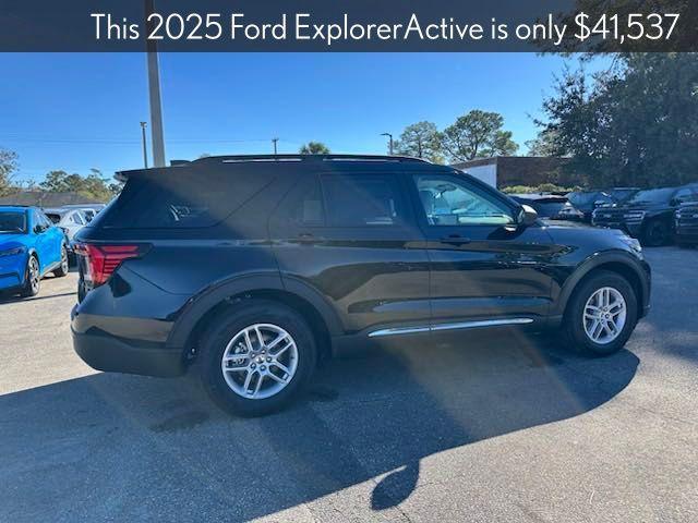 new 2025 Ford Explorer car, priced at $41,537