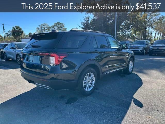 new 2025 Ford Explorer car, priced at $41,537