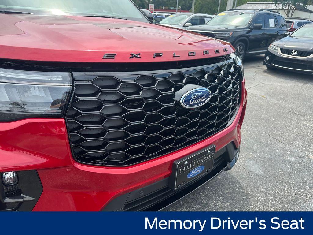 new 2025 Ford Explorer car, priced at $47,201