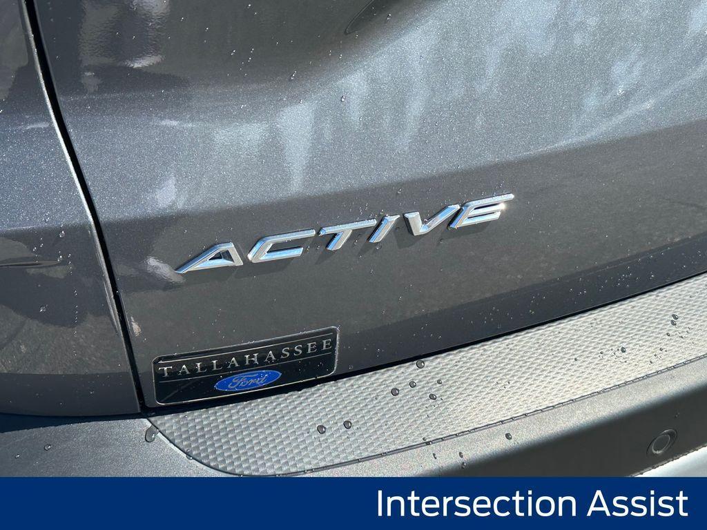 new 2025 Ford Escape car, priced at $28,394