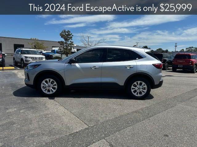 new 2024 Ford Escape car, priced at $25,999