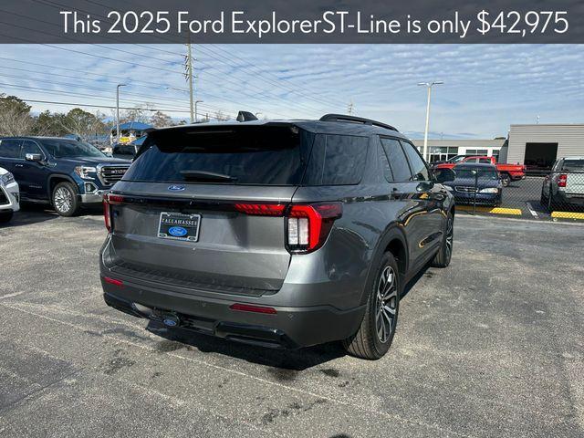 new 2025 Ford Explorer car, priced at $42,975