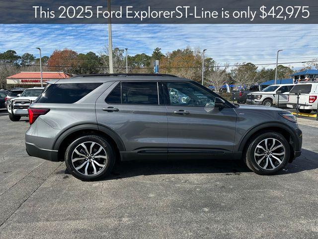 new 2025 Ford Explorer car, priced at $42,975