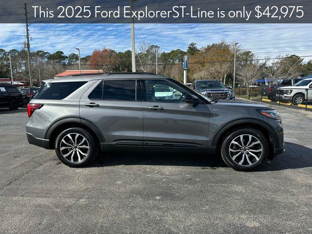 new 2025 Ford Explorer car, priced at $42,975