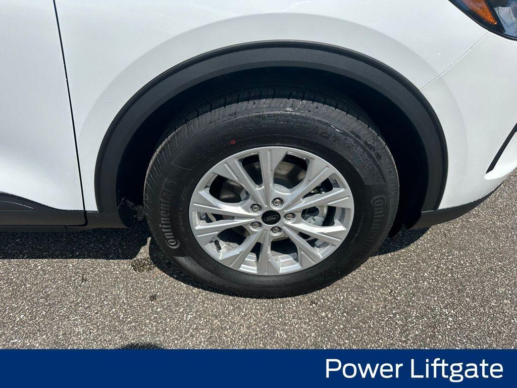 new 2025 Ford Escape car, priced at $27,708