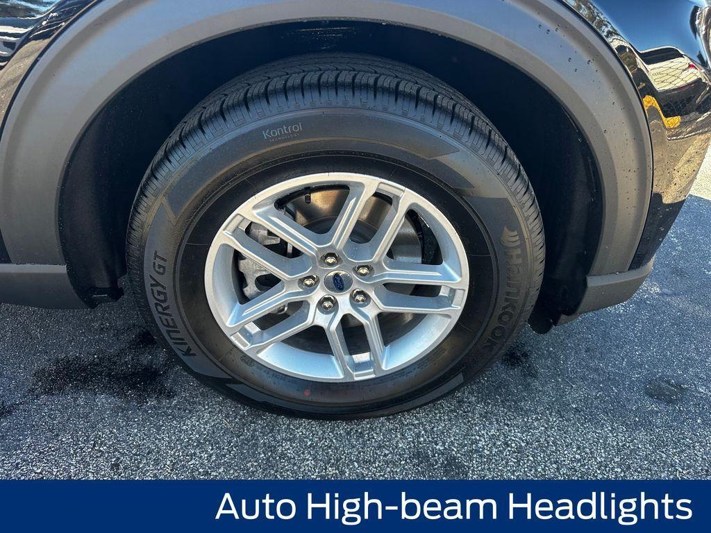 new 2025 Ford Explorer car, priced at $39,995