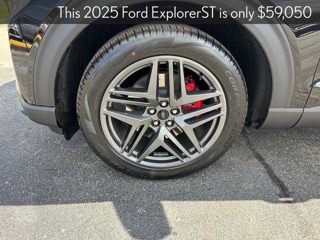 new 2025 Ford Explorer car, priced at $57,800