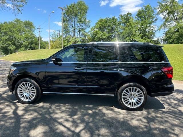 new 2024 Ford Expedition car, priced at $71,172