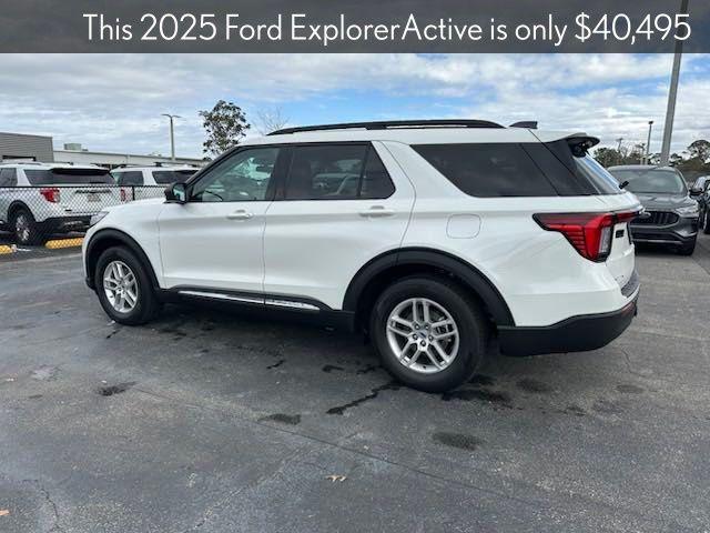 new 2025 Ford Explorer car, priced at $39,245