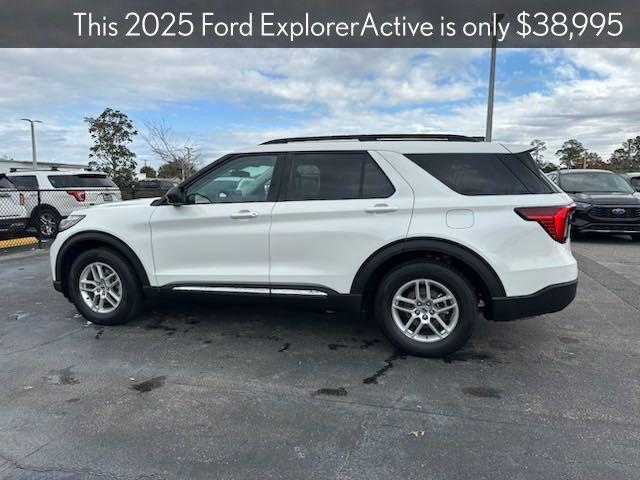 new 2025 Ford Explorer car, priced at $38,995