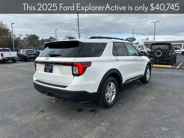 new 2025 Ford Explorer car, priced at $40,745