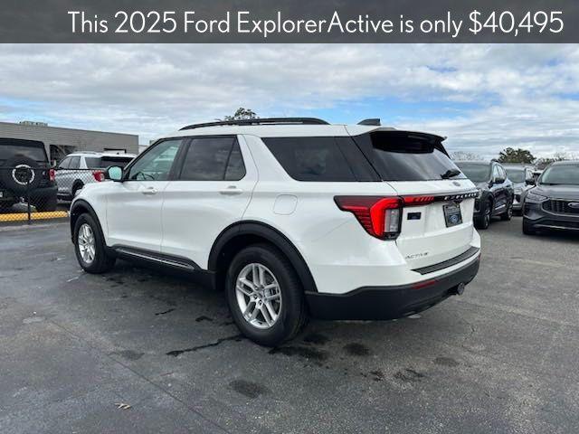 new 2025 Ford Explorer car, priced at $39,245