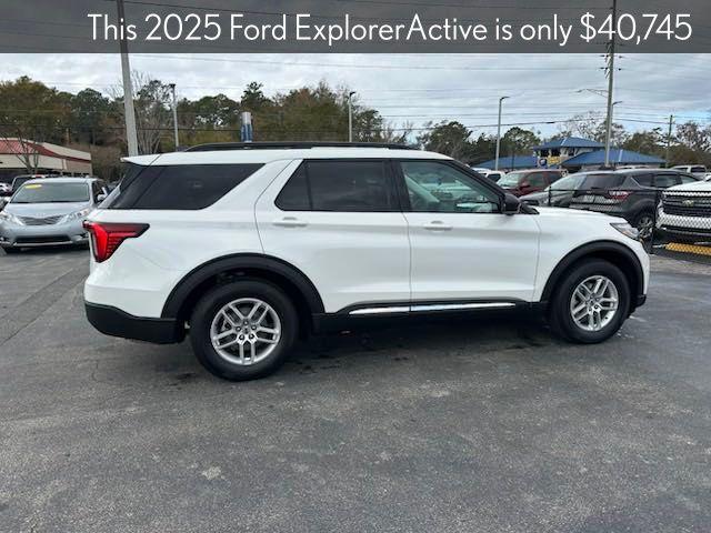 new 2025 Ford Explorer car, priced at $40,745