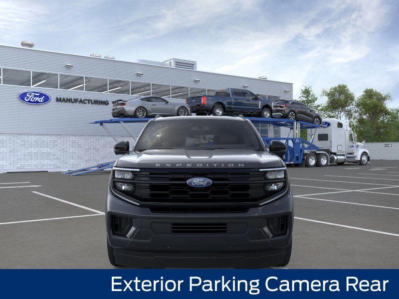 new 2025 Ford Expedition car, priced at $70,040