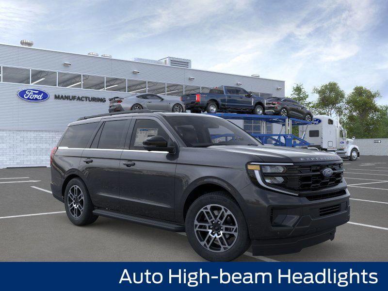 new 2025 Ford Expedition car, priced at $70,040
