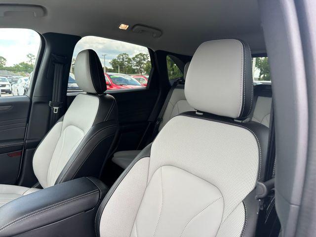 new 2025 Ford Escape car, priced at $35,924
