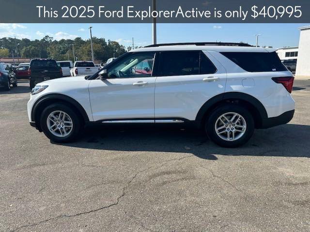 new 2025 Ford Explorer car, priced at $40,995