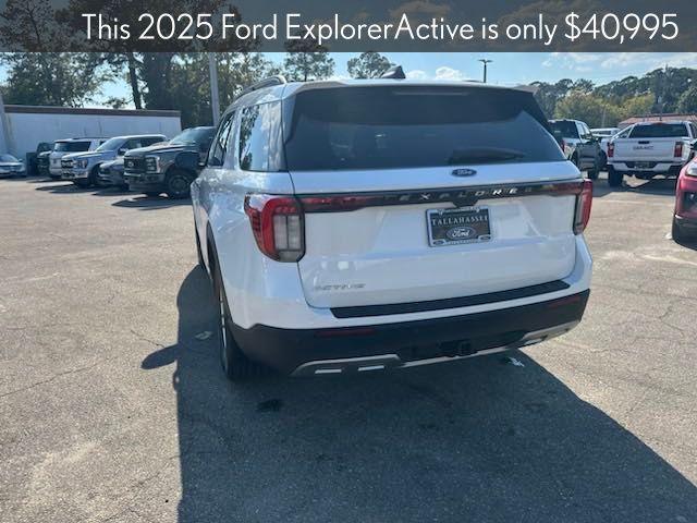 new 2025 Ford Explorer car, priced at $40,995