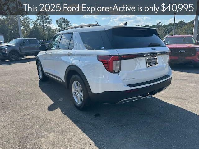 new 2025 Ford Explorer car, priced at $40,995