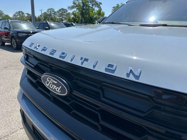 new 2025 Ford Expedition car, priced at $69,405