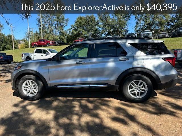 new 2025 Ford Explorer car, priced at $40,395