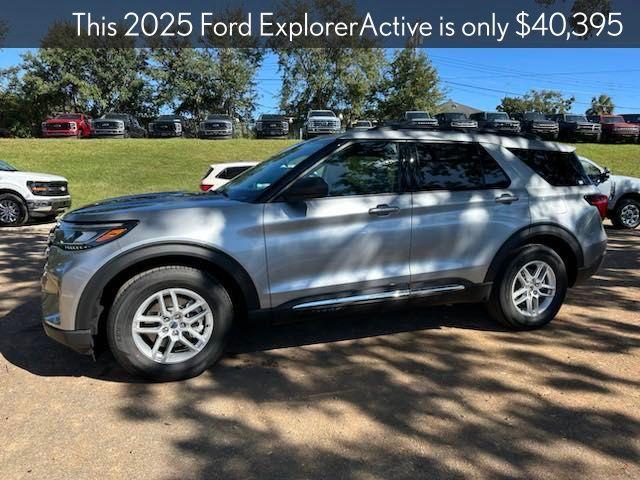 new 2025 Ford Explorer car, priced at $40,395