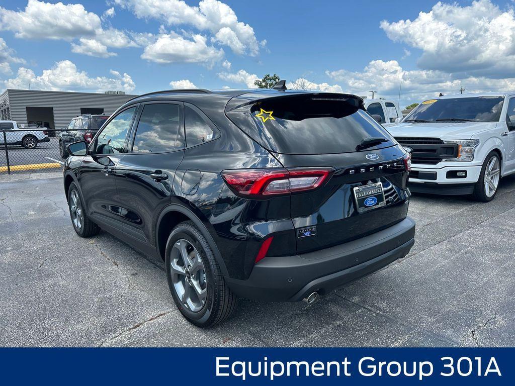 new 2025 Ford Escape car, priced at $28,036