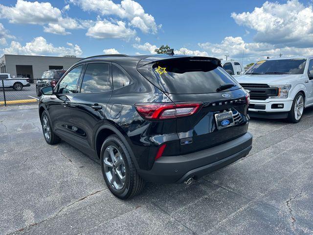 new 2025 Ford Escape car, priced at $32,991