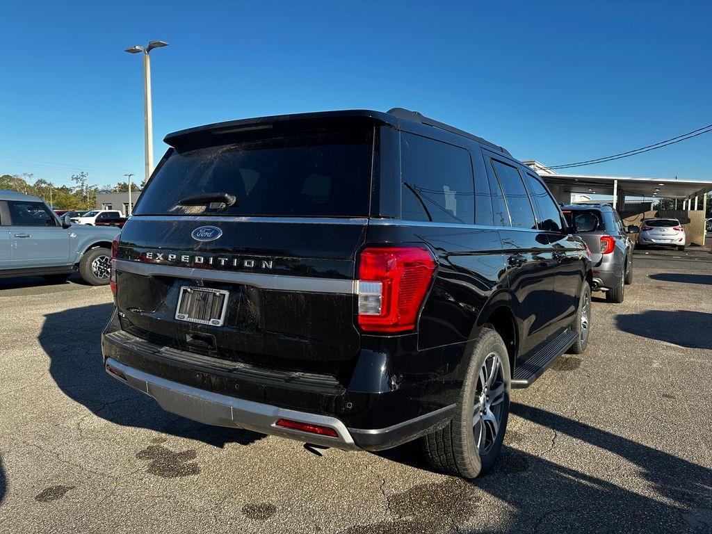 used 2024 Ford Expedition car, priced at $49,681