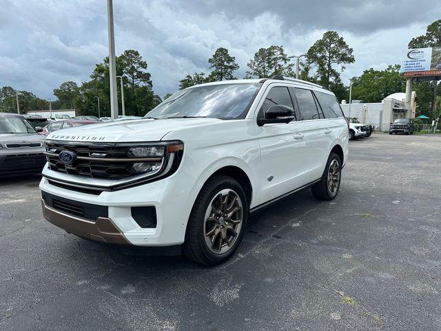new 2025 Ford Expedition car, priced at $87,205