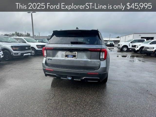 new 2025 Ford Explorer car, priced at $45,995