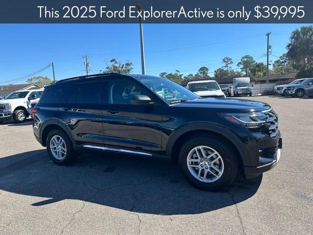 new 2025 Ford Explorer car, priced at $39,995