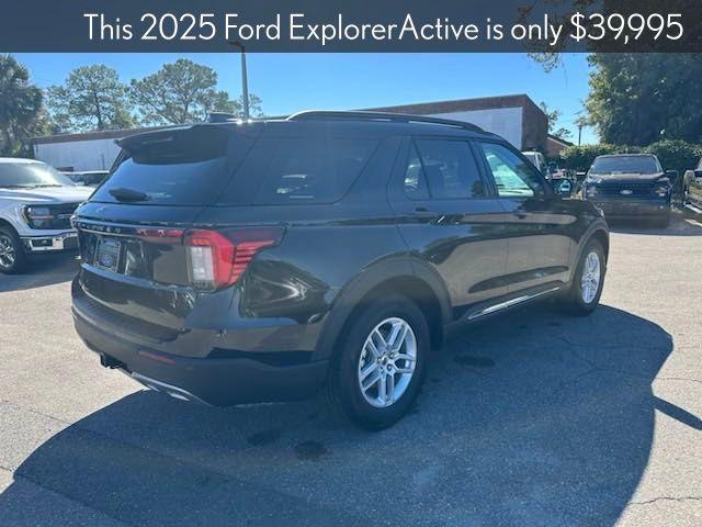 new 2025 Ford Explorer car, priced at $39,995