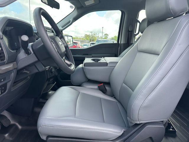 new 2025 Ford F-150 car, priced at $52,115