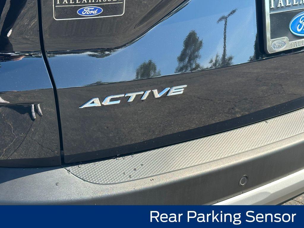 new 2025 Ford Escape car, priced at $28,019