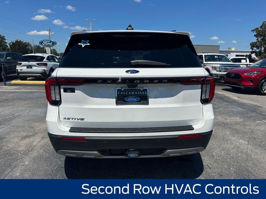 new 2025 Ford Explorer car, priced at $42,694