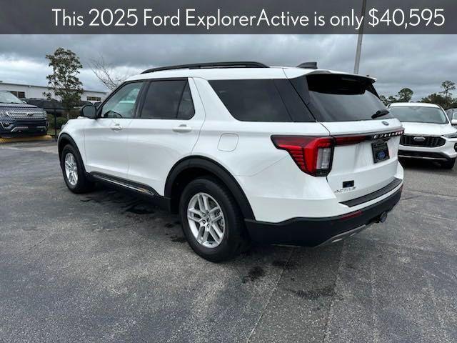 new 2025 Ford Explorer car, priced at $40,595