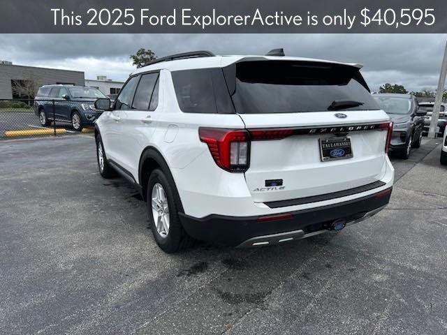 new 2025 Ford Explorer car, priced at $40,595