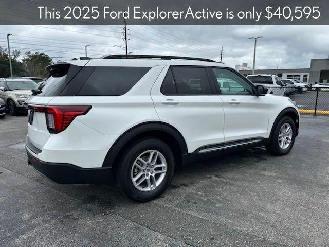 new 2025 Ford Explorer car, priced at $40,595