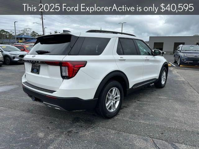 new 2025 Ford Explorer car, priced at $40,595