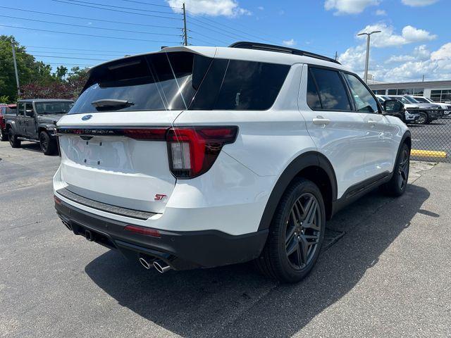 new 2025 Ford Explorer car, priced at $60,025