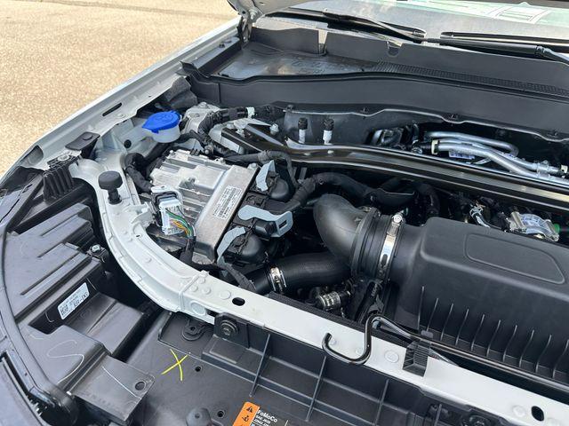 new 2025 Ford Explorer car, priced at $60,025