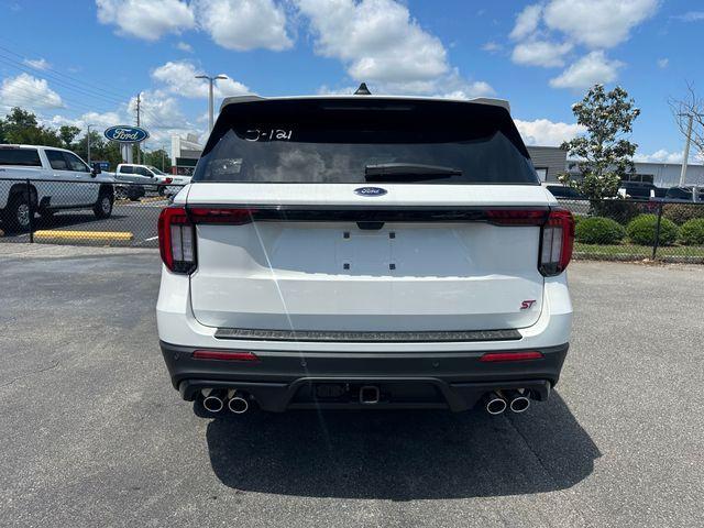 new 2025 Ford Explorer car, priced at $60,025