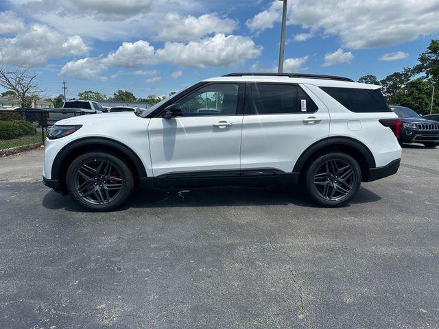 new 2025 Ford Explorer car, priced at $60,025
