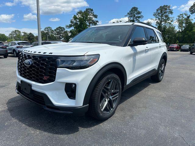 new 2025 Ford Explorer car, priced at $60,025