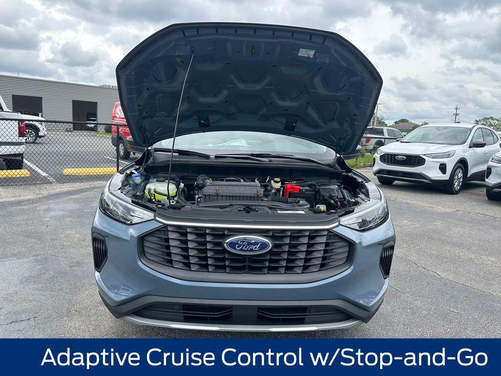 new 2025 Ford Escape car, priced at $27,476
