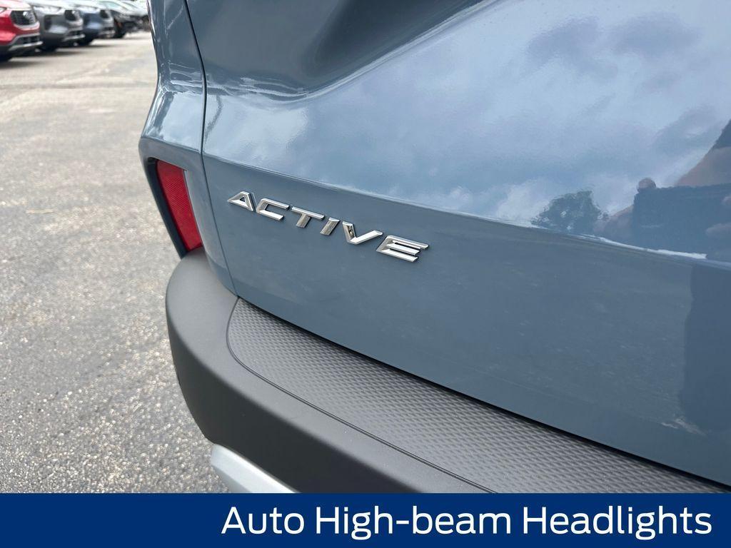new 2025 Ford Escape car, priced at $27,476