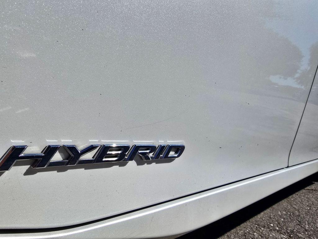 used 2016 Lexus ES 300h car, priced at $17,982