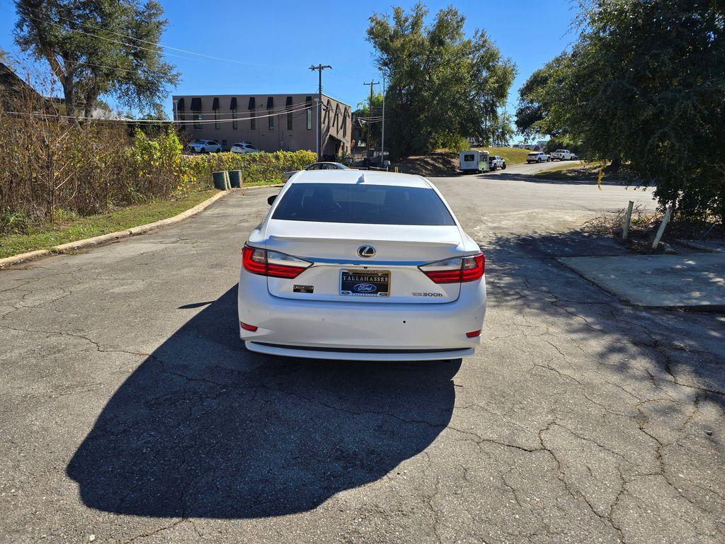 used 2016 Lexus ES 300h car, priced at $17,982